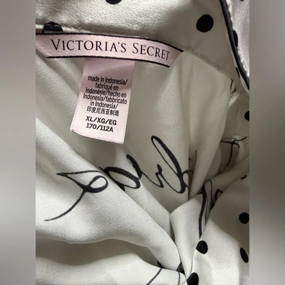 UEC Victoria's Secret Sweet Dreams Satin Pajama Set - Black and White XL - Picture 2 of 2
